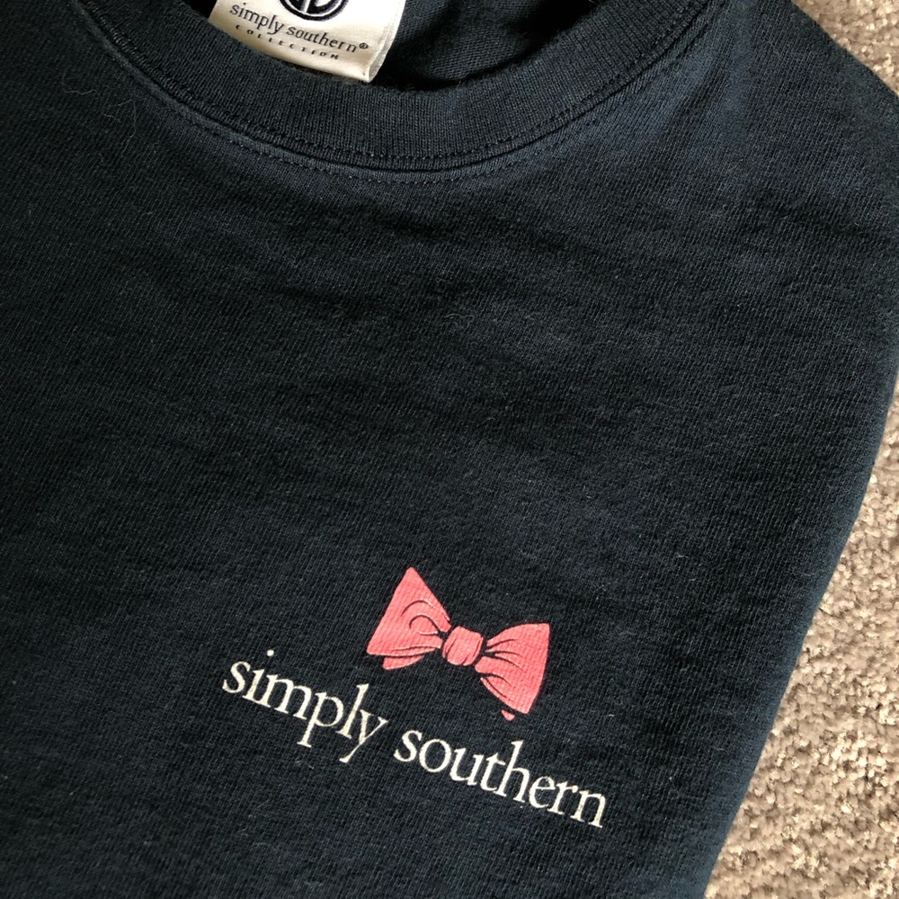 Simply southern navy T-shirt size small